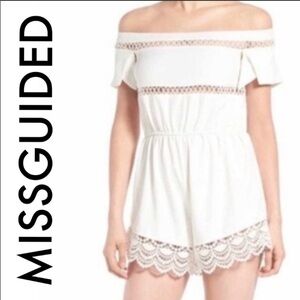 MISGUIDED BEACH STYLE OFF THE SHOULDER LACE ROMPER WHITE 12 NEW